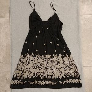 Women's Express adjustable flower detail dress-Med